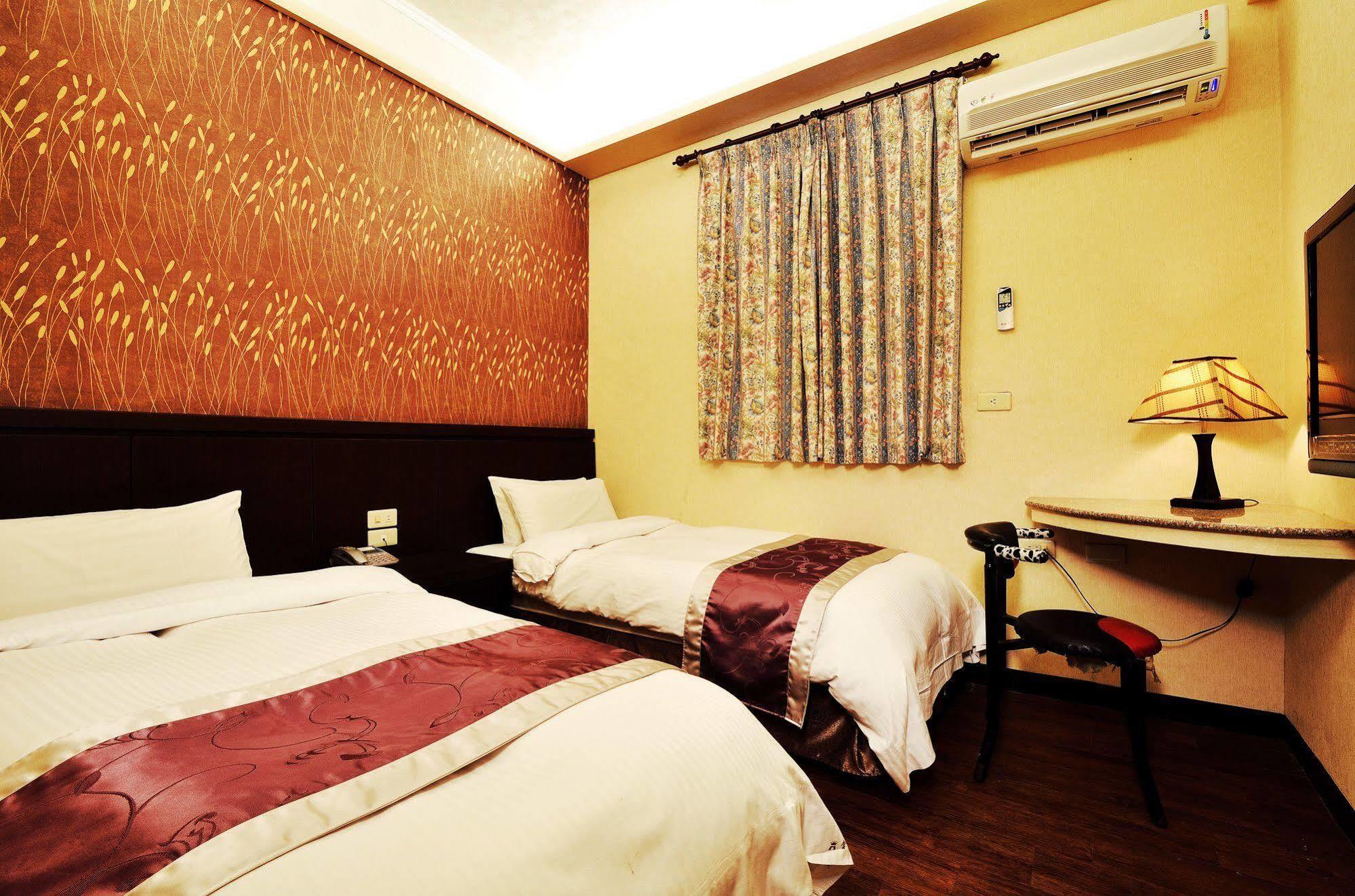 King Town Hotel Luodong Eksteriør bilde